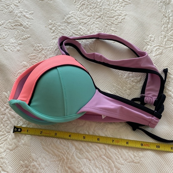 Xhilaration size small bikini top - Picture 8 of 8